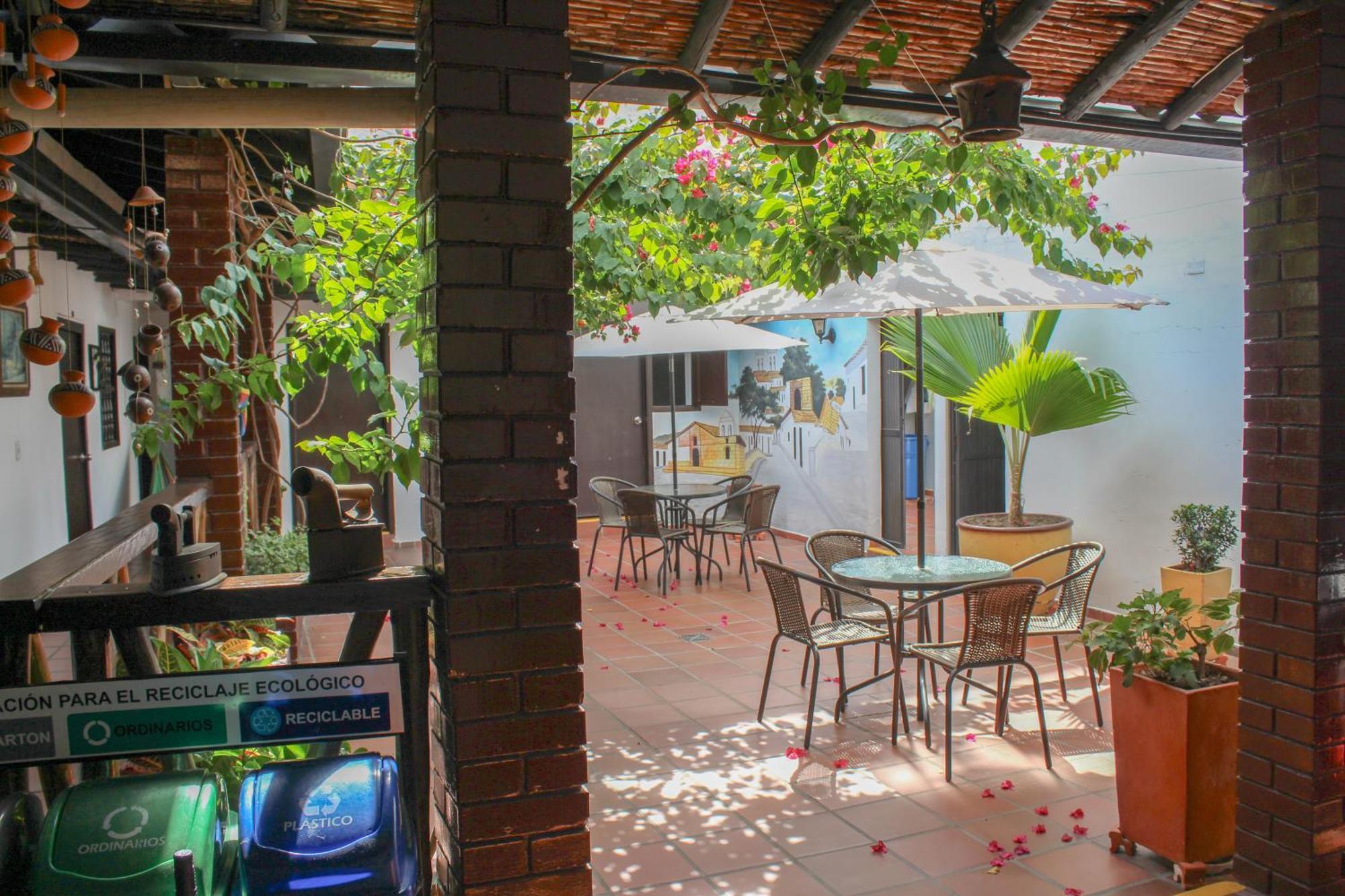 Hotel Colonial San Felipe Girón Eksteriør billede
